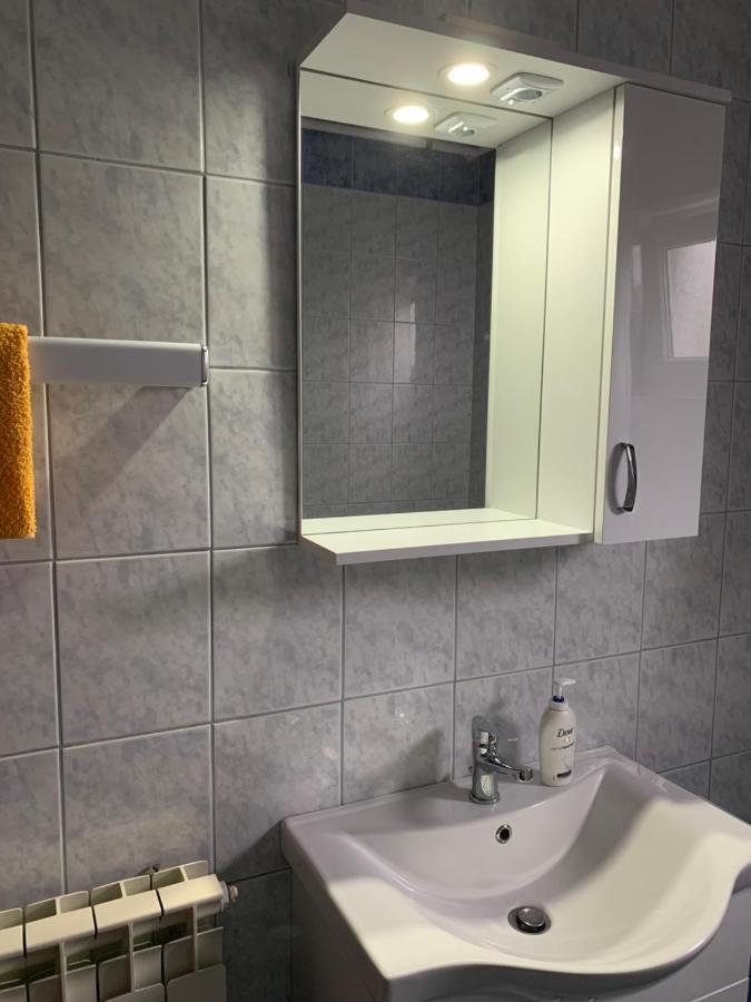 Apartman Madape Сесвете Екстериор снимка