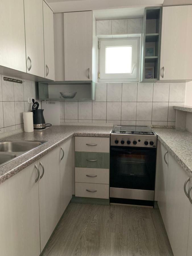 Apartman Madape Сесвете Екстериор снимка